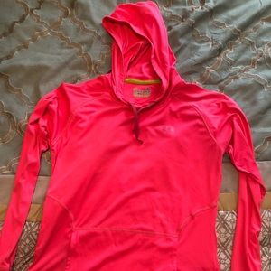 Under Armour hooded work out top